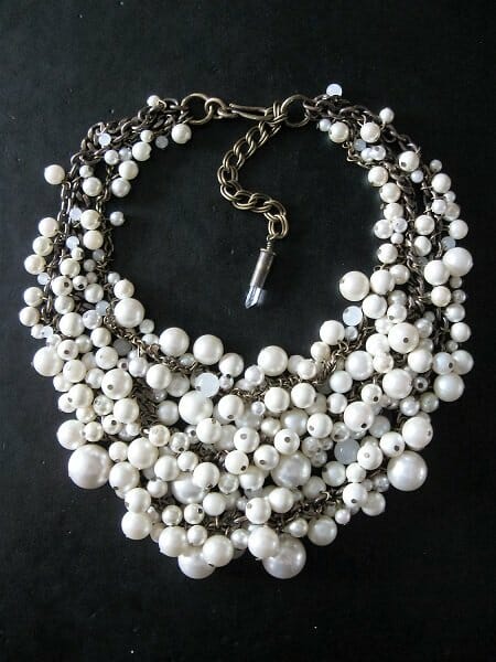 modern pearl necklace