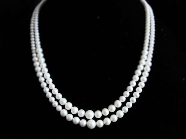 graduated pearl necklace
