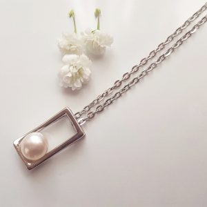 pearl anniversary gift ideas