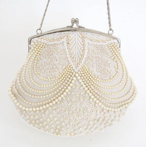 pearl clutch