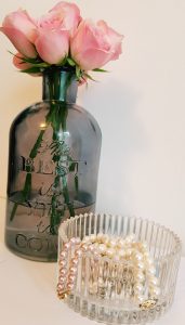 white and lavender pearls with pink roses