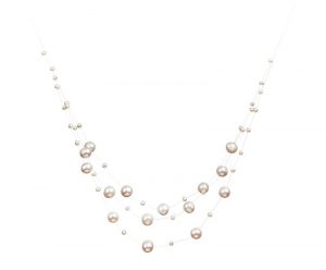 triple strand pearl necklace