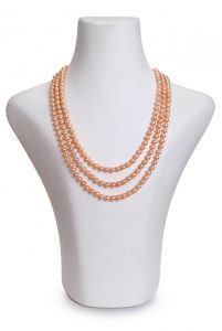 pink triple strand pearl necklace