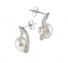 9-10mm AA Quality Freshwater Cultured Pearl Earring Pair in Isabella White