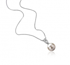 8-9mm AAAA Quality Freshwater Cultured Pearl Pendant in Nerea White