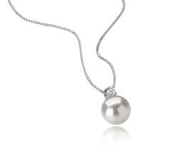 9-10mm AAAA Quality Freshwater Cultured Pearl Pendant in Eternity White