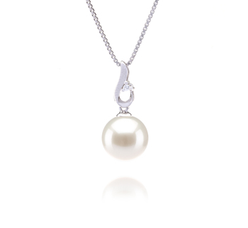 9-10mm AAAA Quality Freshwater Cultured Pearl Pendant in Courtney White 9-10mm AAAA Quality Freshwater Cultured Pearl Pendant in Courtney White