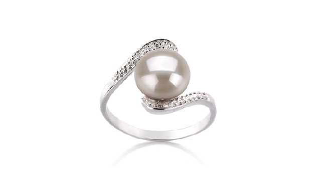 View White Freshwater Pearl Rings collection